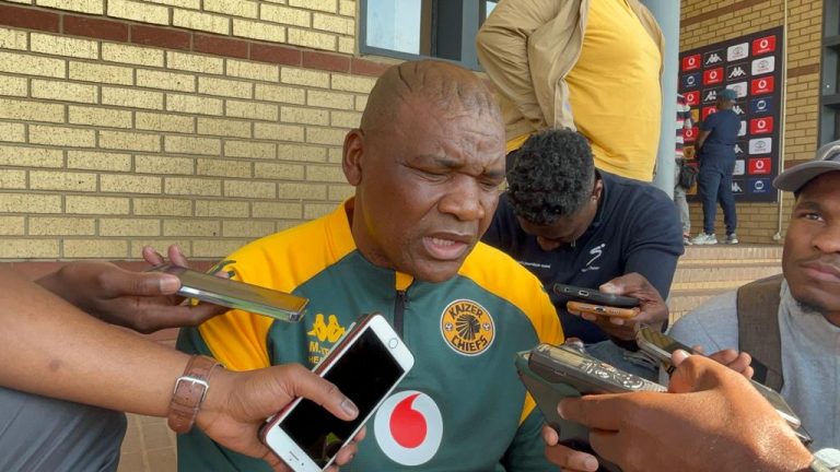 Molefi Ntseki Clarifies Khune Petersen Stance Farpost