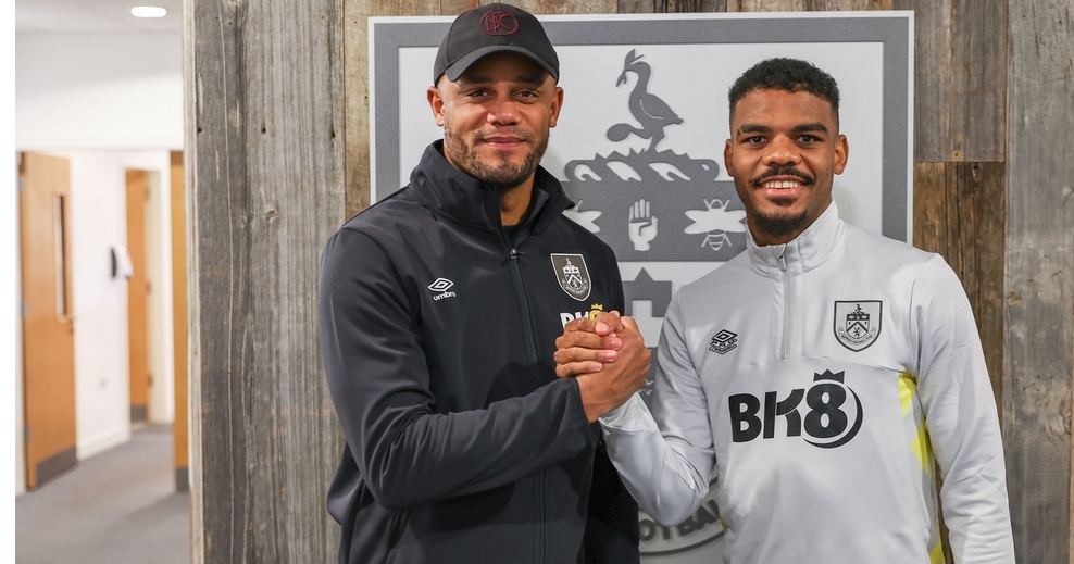 EX-Orlando Pirates star Lyle Foster revealed how it feels to work alongside Burnley head coach Vincent Kompany.