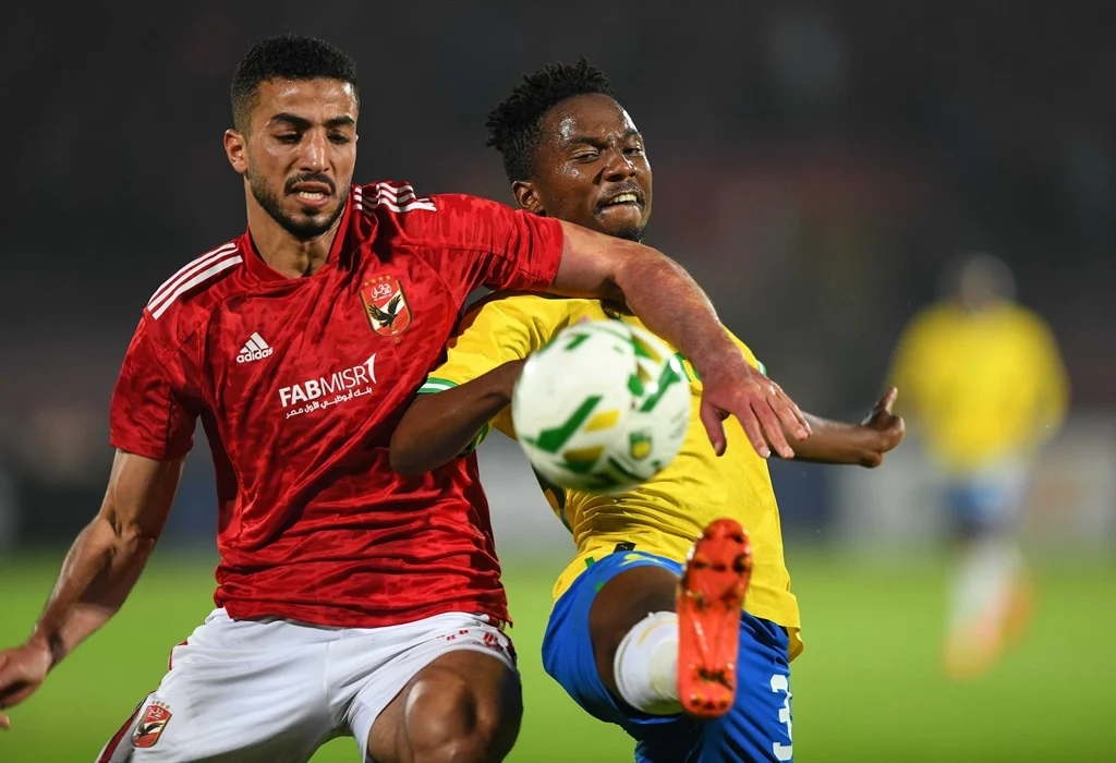 Al Ahly taking on Mamelodi Sundowns