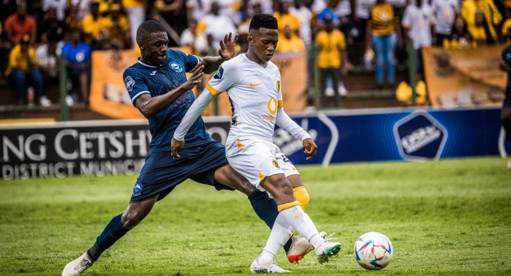 Kaizer Chiefs' Mduduzi Shabalala playing against Richards Bay FC