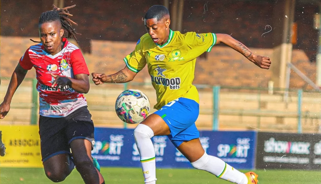 Sundowns Ladies against Durban Ladies