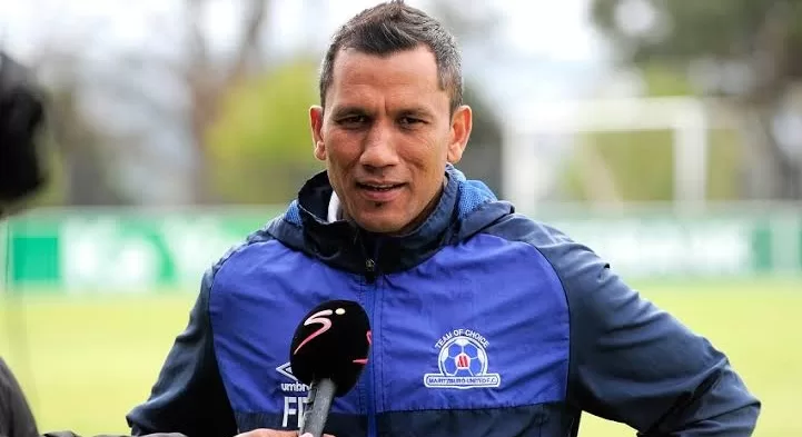 Fladlu Davids addressing the media at Maritzburg United