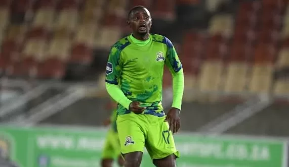 Lucky Mohomi in action for Marumo Gallants