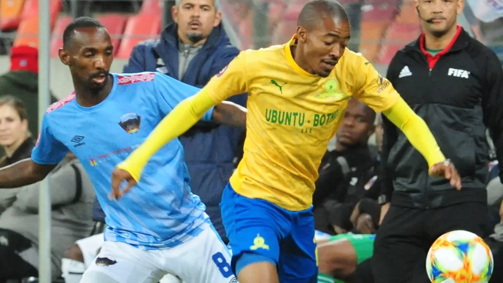Thabo Rakhale and Thapelo Morena in action