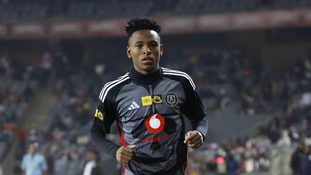 Relebohile Mofokeng in action for Orlando Pirates