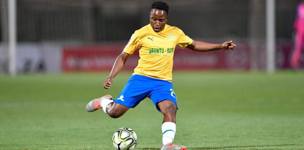 Keletso Makgalwa in Mamelodi Sundowns colours