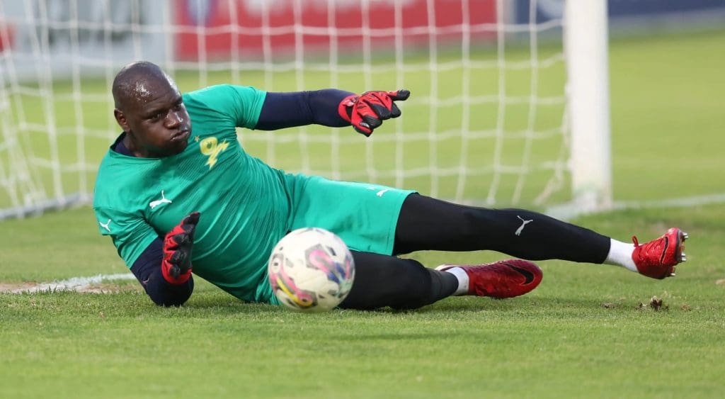 Denis Onyango during a Mamelodi Sundowns warm up session