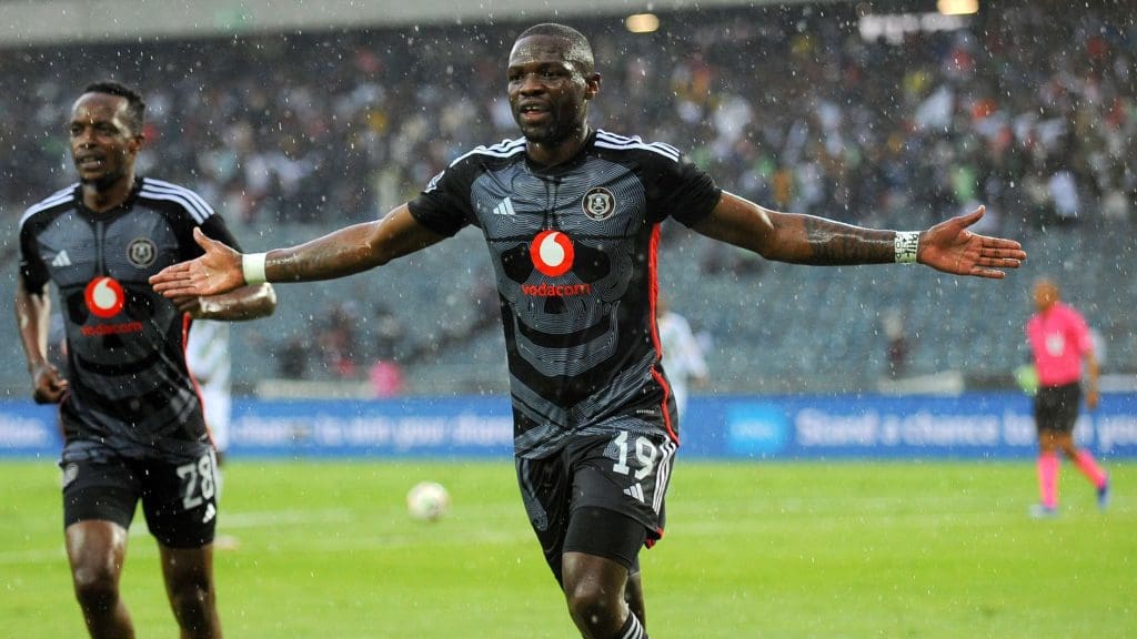 Mamelodi Sundowns faces stiff competition as a European giant enters race for Tshegofatso Mabasa's services
