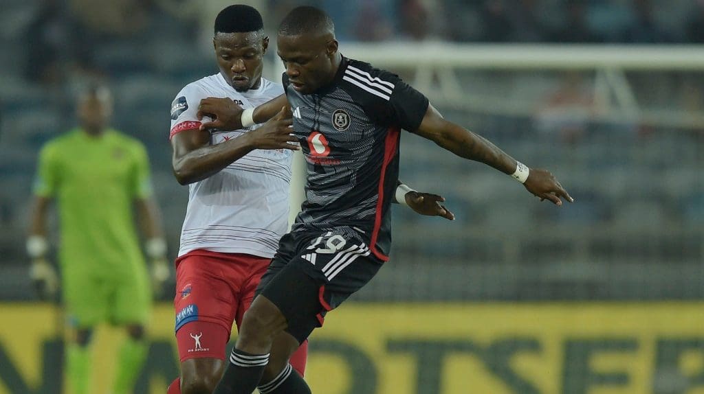 Tshegofatso Mabasa in action for Orlando Pirates
