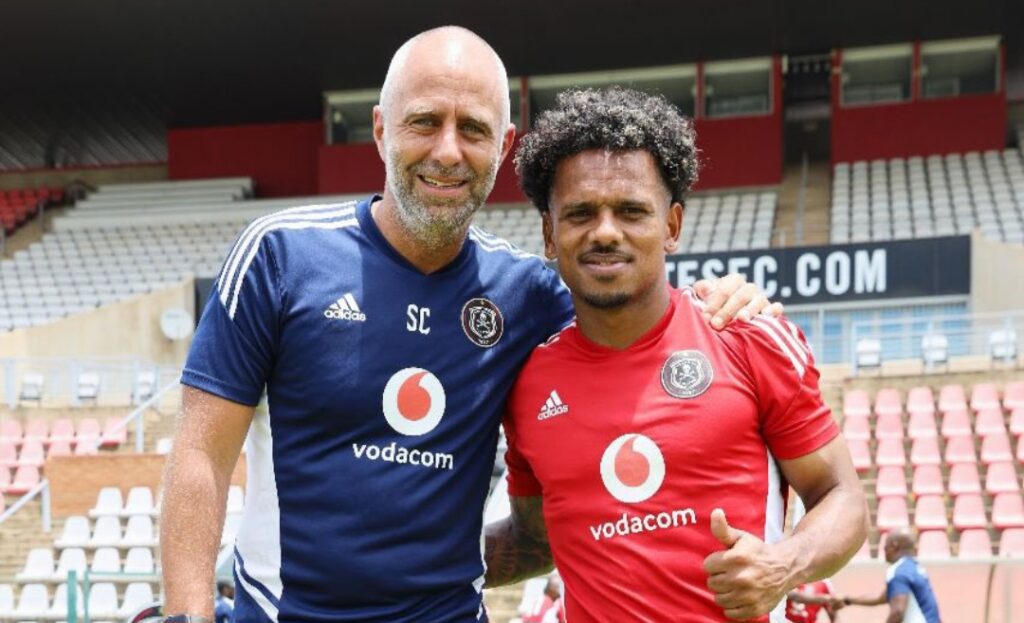 Scott Chickelday with Kermit Erasmus at Orlando Pirates