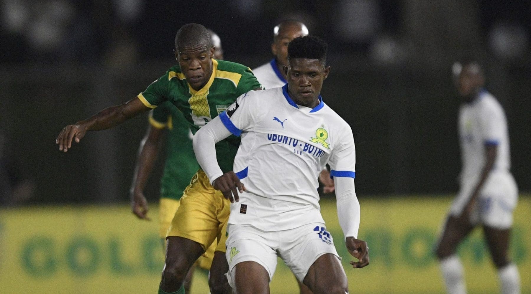 Golden Arrows’ Angelo Van Rooi and Mamelodi Sundowns’ Bathusi Aubaas during the Betway Premiership clash