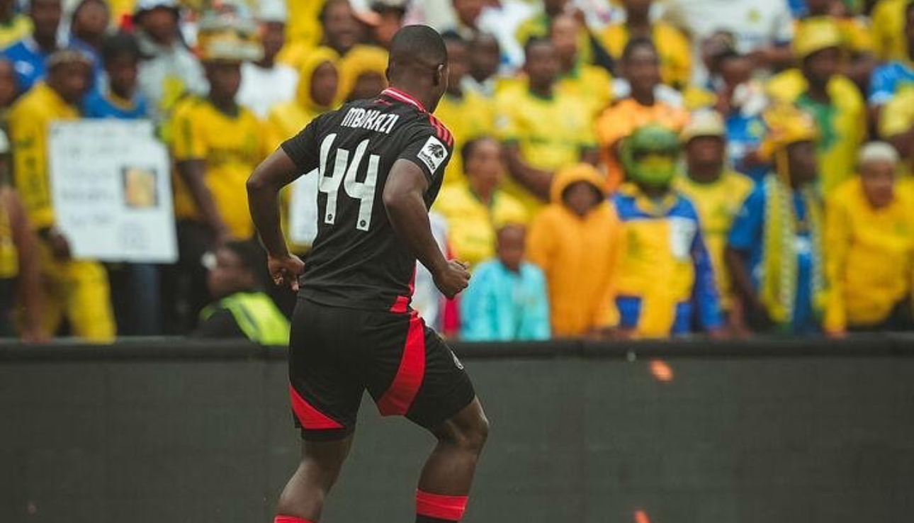Orlando Pirates defender Mbekezeli Mbokazi in action against Mamelodi Sundowns