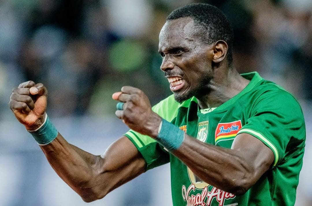 Flávio Silva at Persebaya celebrating
