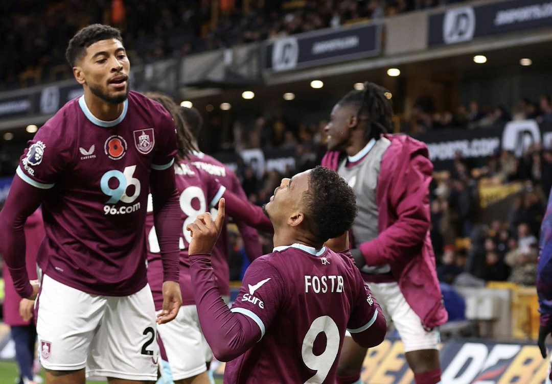 Bafana star Lyle Foster celebrate a goal for Burnley against Wolverhampton Wanderers