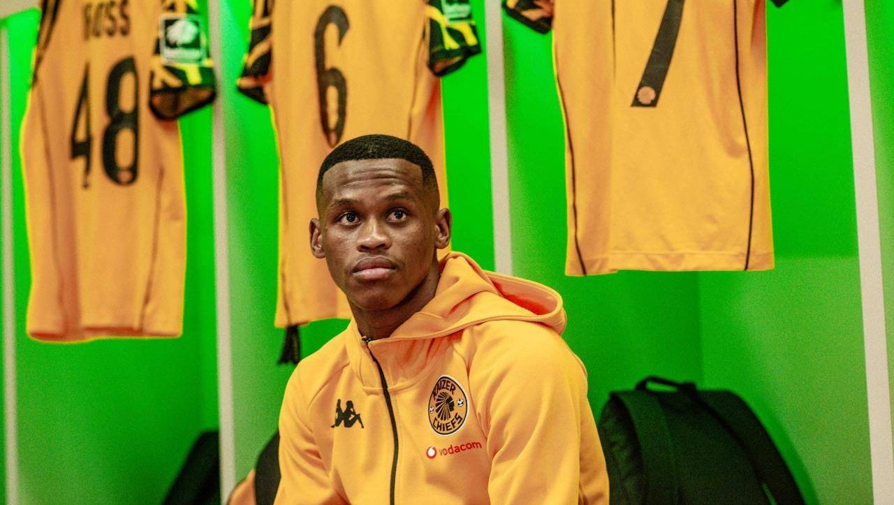 Asanele Velebayi of Kaizer Chiefs in the dresssing room