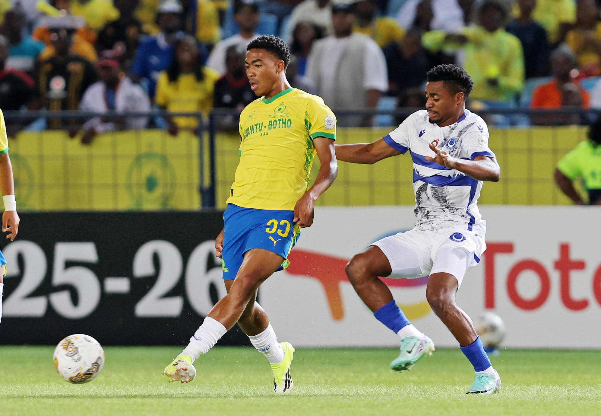 Mamelodi Sundowns against Al Hilal at the Loftus Versfeld Stadium
