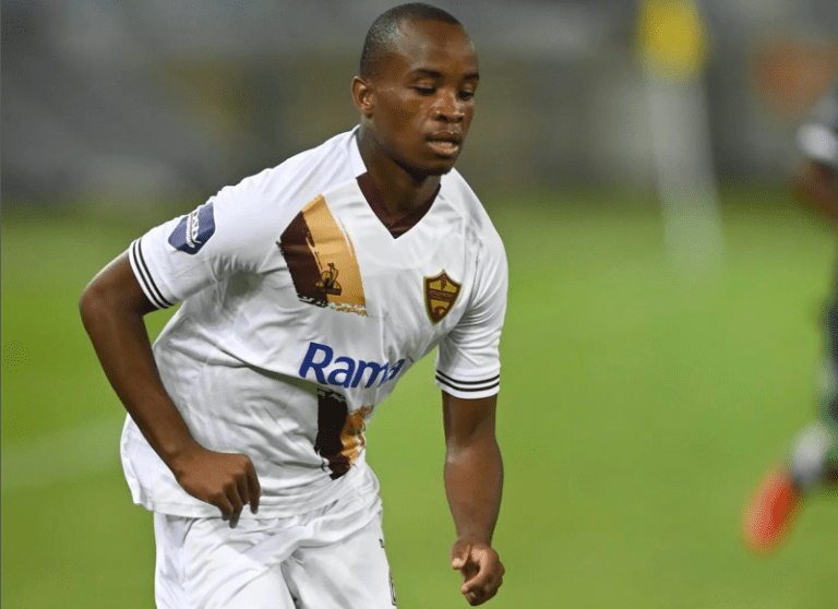 Ex-coaches thrilled at Athenkosi Mcaba’s meteoric rise | FARPost