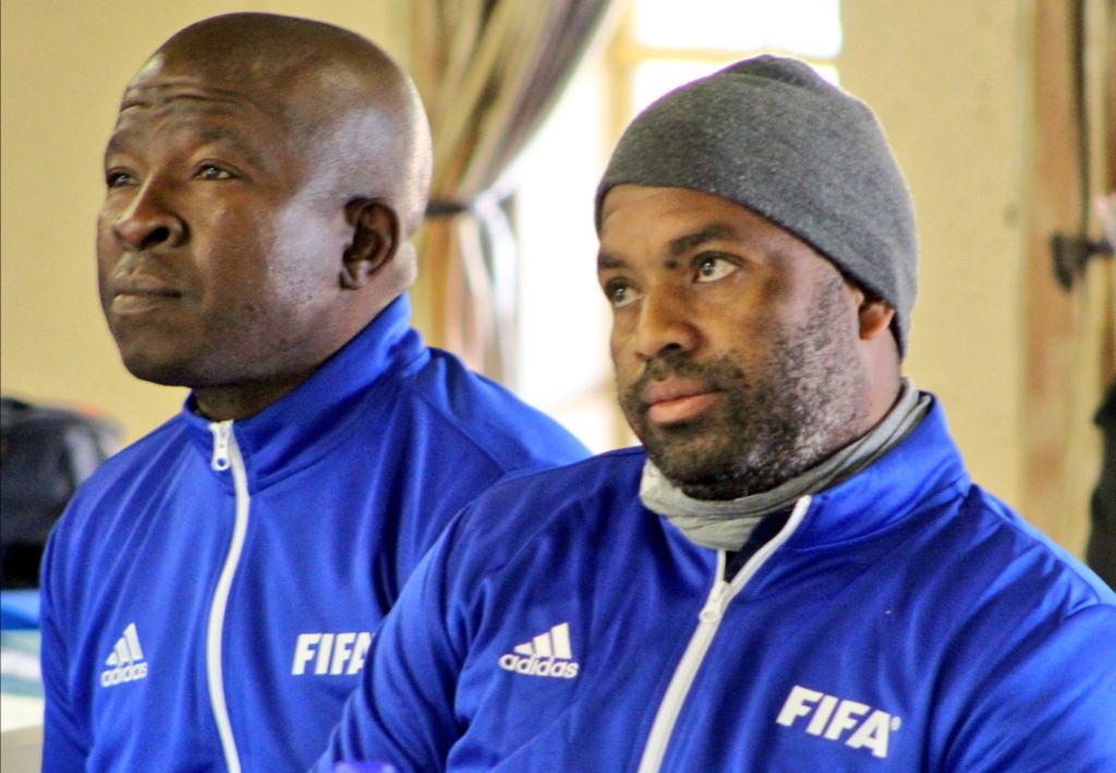 Khune takes step closer to becoming goalkeeper coach | FARPost