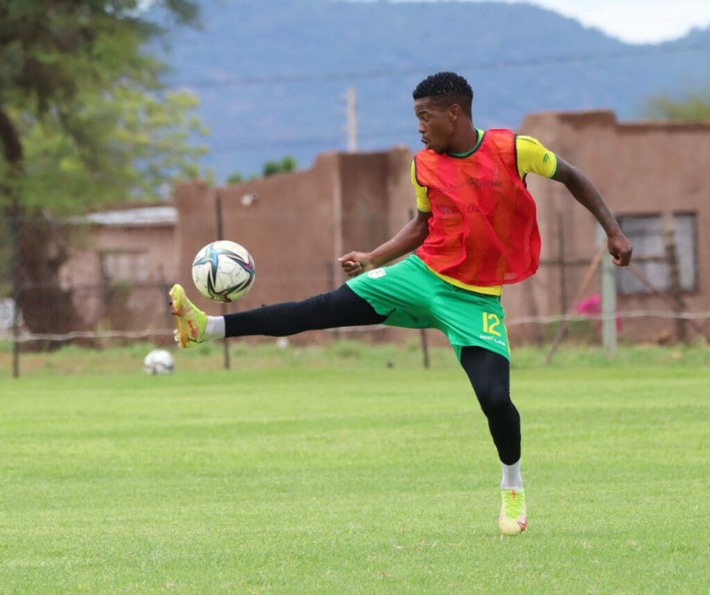 Nhlanhla Mgaga signs Stellies deal