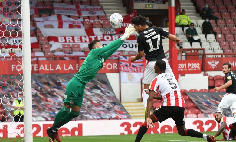 Macauley Bonne