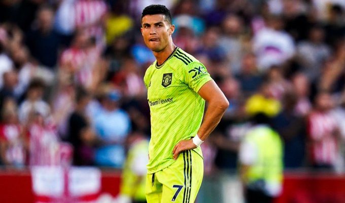 5 possible teams Ronaldo can join after Man United exit | FARPost