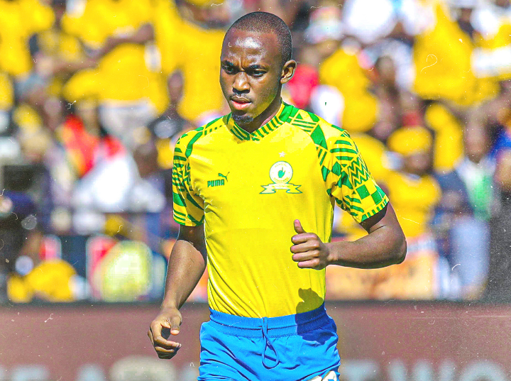 Who are the top five strikers in Africa currently? | FARPost