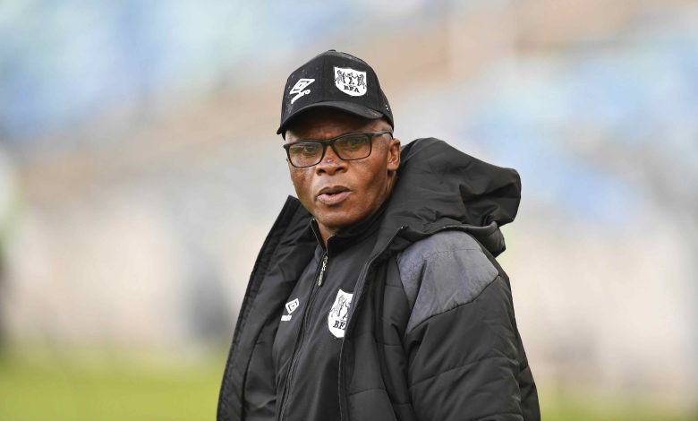 Botswana national team coach, Mogomotsi ‘Teenage’ Mpote, has opened up on his stance on former Platinum Stars and Free State Stars goalkeeper Kabelo Dambe.