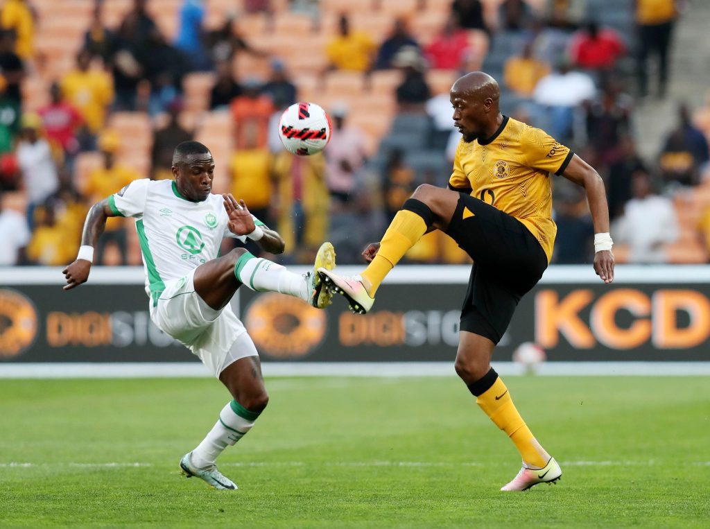 George Maluleka of AmaZulu challenging for the ball with Kaizer Chiefs defender Sifiso Hlanti.