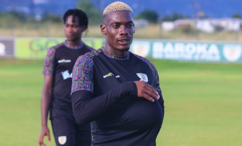 Elvis Chipezeze during his stay at Baroka FC