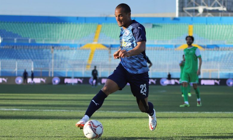 An Egyptian pundit has given his verdict on South African striker Fagrie Lakay’s debut season with Pyramids FC.