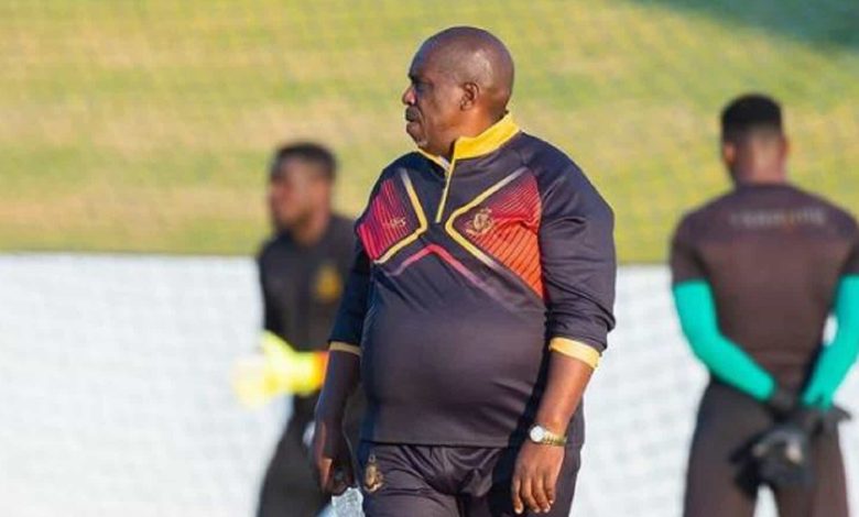 Royal AM super-fan Mama Joy Chauke has hinted that the club have parted company with head coach Khabo Zondo.