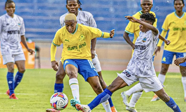 Mamelodi Sundowns Ladies frontwoman Lelona Daweti