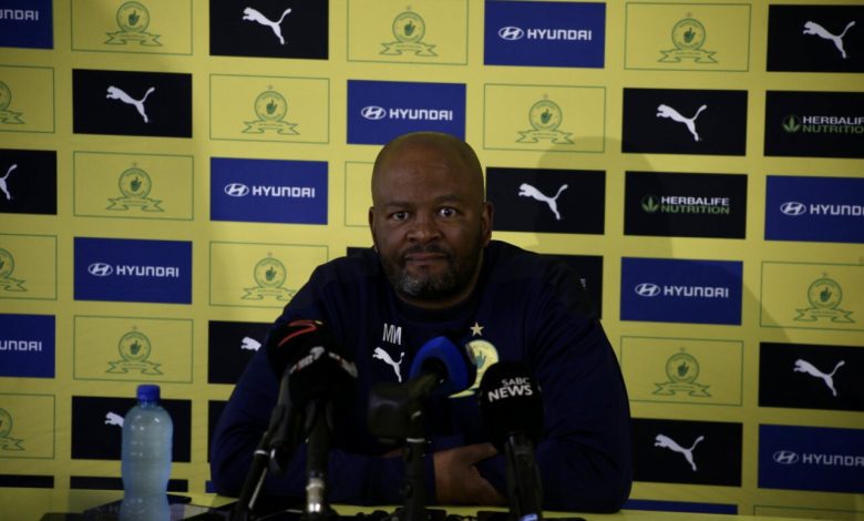 Manqoba Mngqithi has been told to leave Sundowns