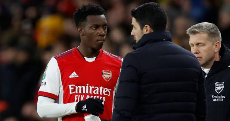 Nketiah with Mikel Arteta