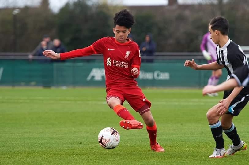 Shelton in action for Liverpool