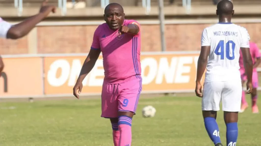 Innocent Benza during a league in Zim