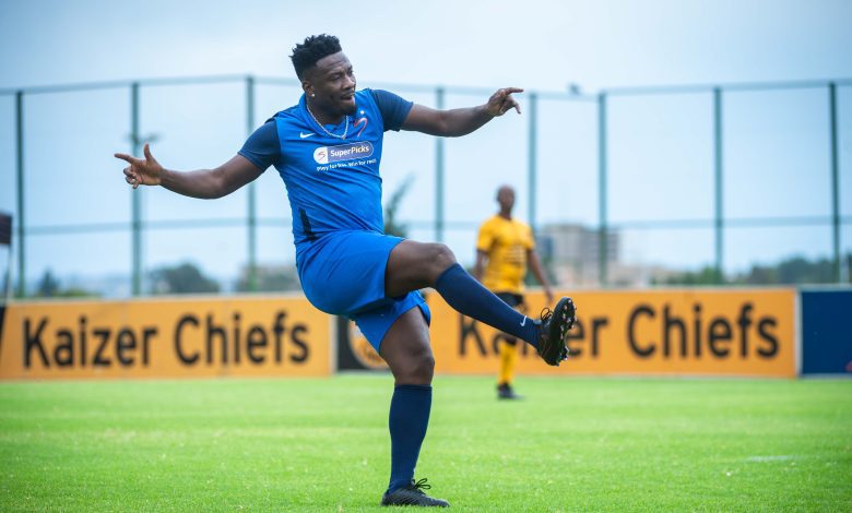 Asamoah Gyan in action for SuperSport team at the galaxy of stars exhibition against Kaizer Chiefs legends.
