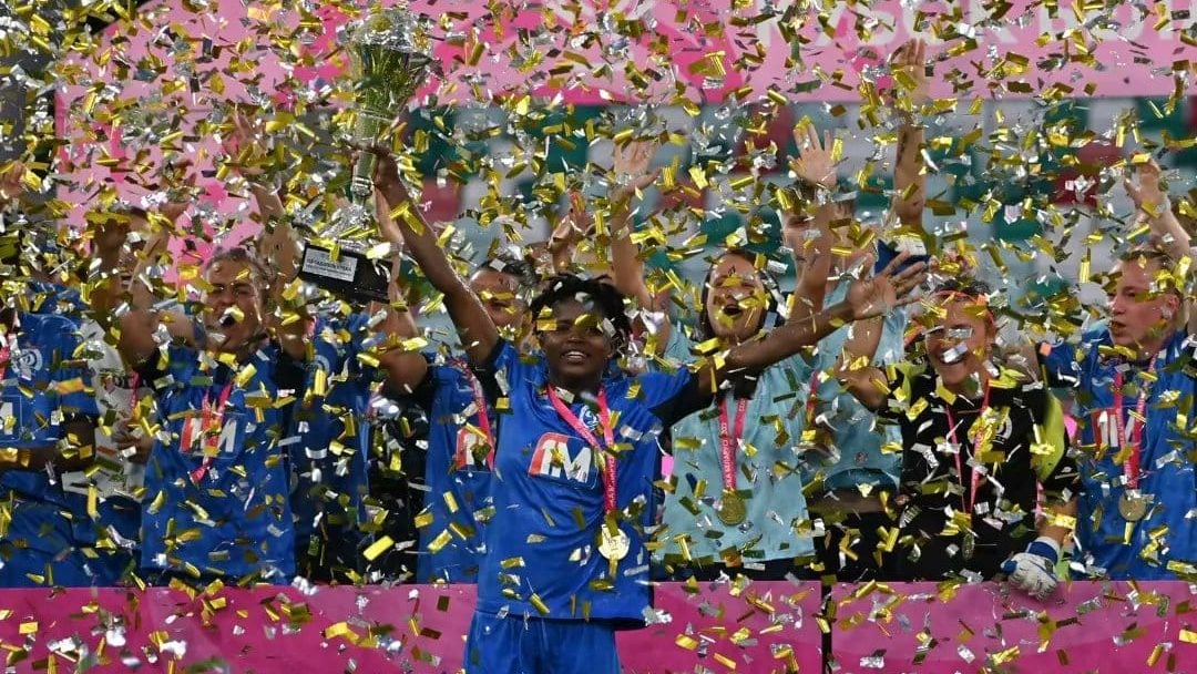  Lebohang Ramalepe celebrating the Belarusian Premier League title.