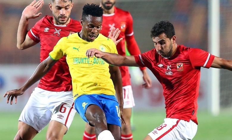 Sundowns' Themba Zwane in action against Al Ahly