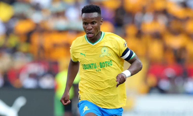 Bafana Bafana and Mamelodi Sundowns dribbling wizard Themba Zwane is evidently not a fan of showboating in Kasi football as he has described it as 'meaningless'.