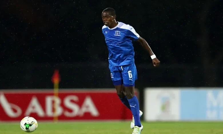 In what has emerged as a shock decision, former Chippa United gaffer Norman Mapeza has dumped Blessing Moyo, formerly with DStv Premiership side Maritzburg United.