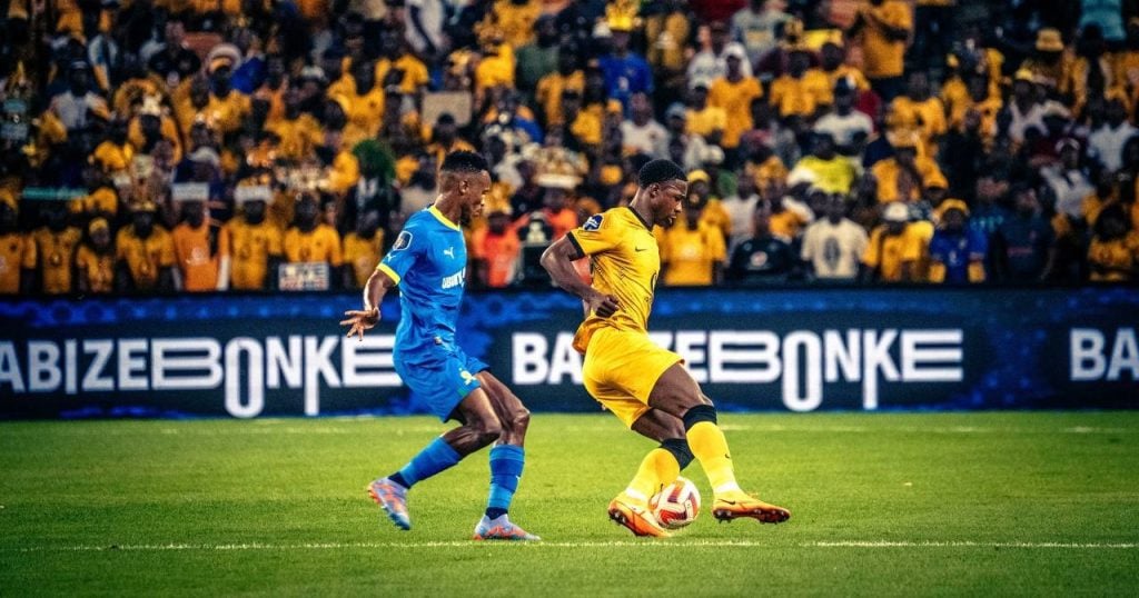 Kaizer Chiefs' Samkelo Zwane and Mamelodi Sundowns' Themba Zwane in action. Picture by Amakhosi