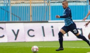 Bafana Bafana striker Fagrie Lakay scored again for Pyramids FC on Saturday to gatecrash the Egyptian Premier League Golden Boot race.