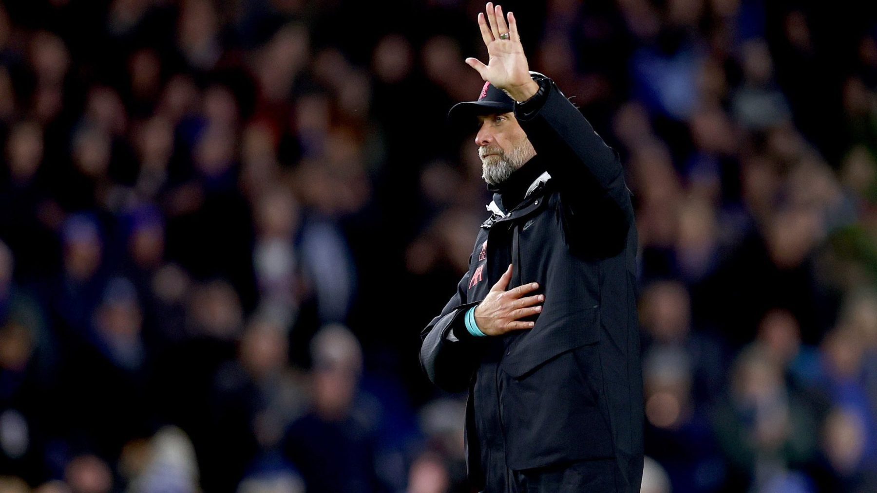 Jurgen Klopp waving to Liverpool fans 