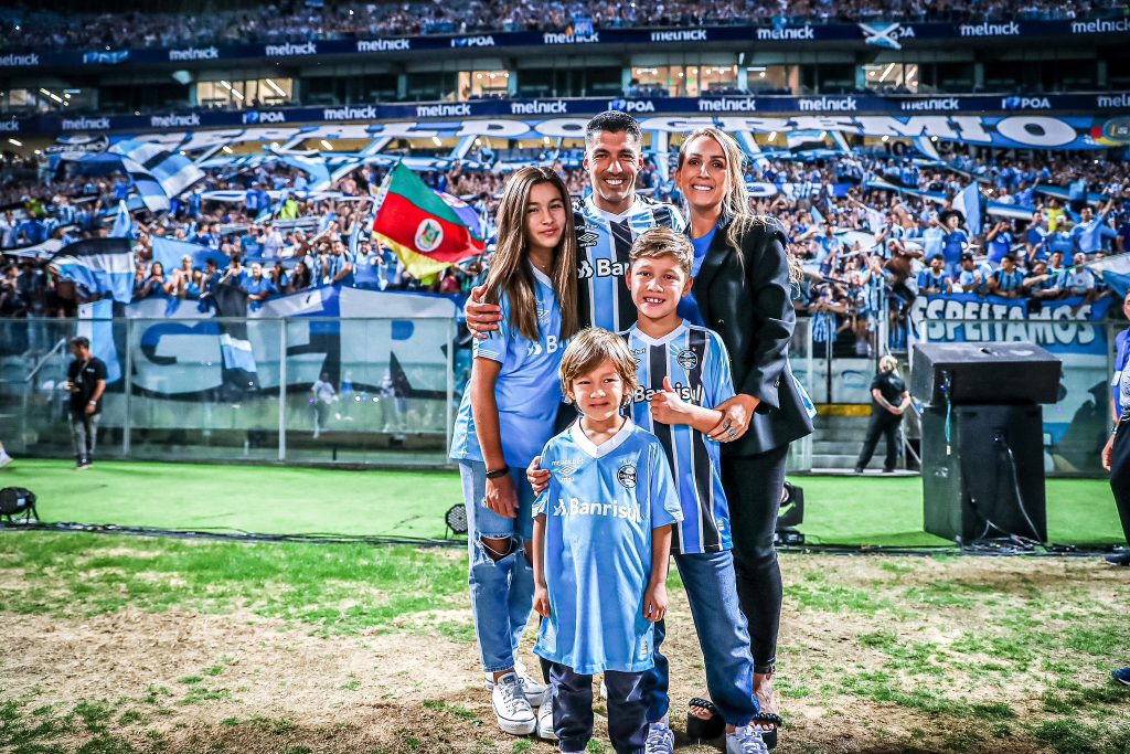 Luis Suarez and family