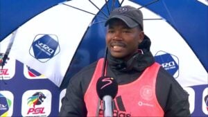 Mandla Qhogi