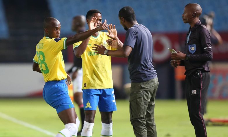 Mamelodi Sundowns coach Rulani Mokwena claims the media doesn’t give his players the recognition, praise and credit they deserve for their performances.