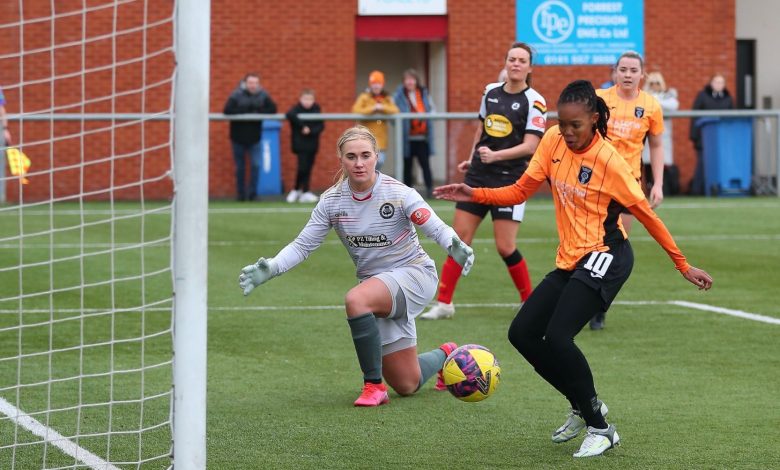 Linda Motlhalo scored her first goal for her new side, Glasgow City