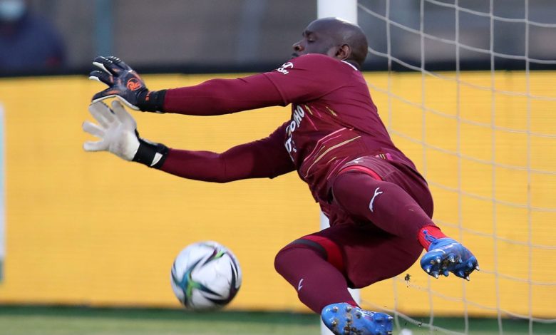 Kennedy Mweene in action for Memelodi Sundowns