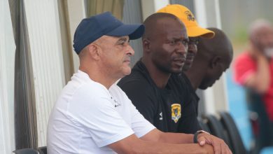 Owen Da Gama on the bench with Morgan Shivambu